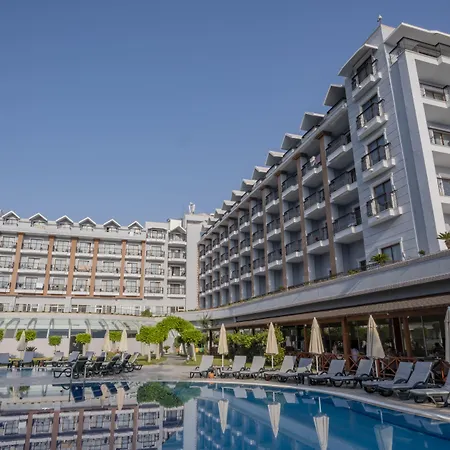 Fore & Hotell Kemer