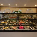 Отель Fore & 4*