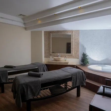 Fore & Отель 4*