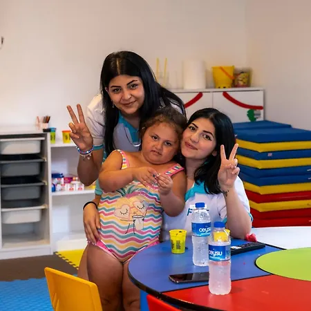 Отель Fore & 4*